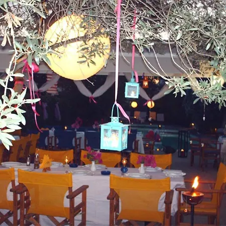 Aparthotel Dolphins Poros Town